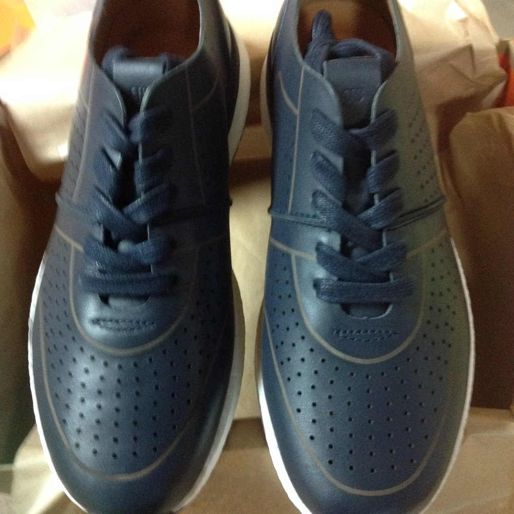 Gentle Souls Men's Laurence Jogger Navy Leather Sneakers - 11.5M - New in Box